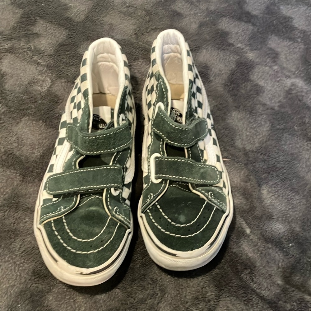Vans Green and White Sneakers with Velcro Straps